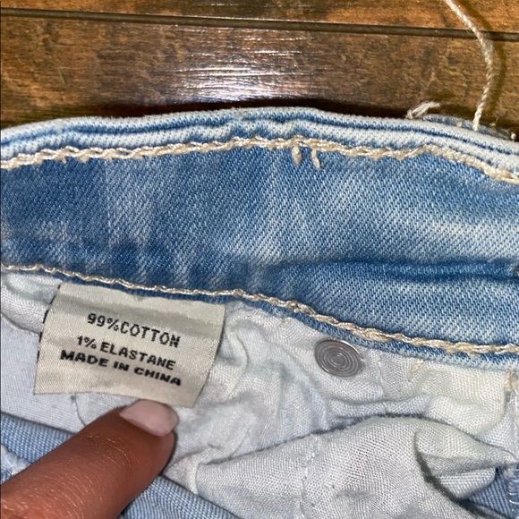 Showpo Christina Skinny Jeans in Light Wash Denim - Picture 13 of 13